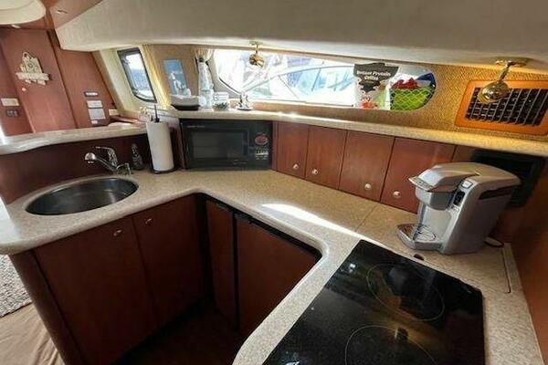 SUN DAZE II 43ft Silverton Yacht For Sale