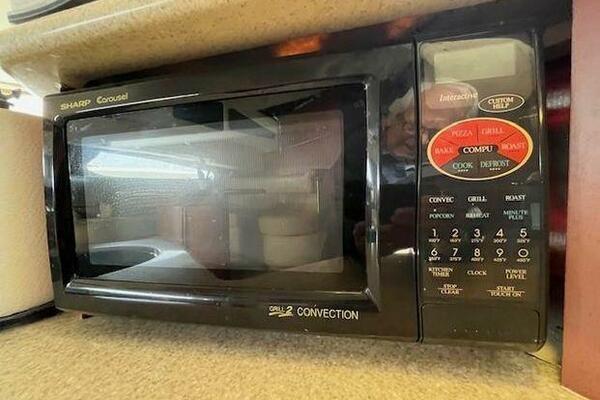 SUN DAZE II 43ft Silverton Yacht For Sale