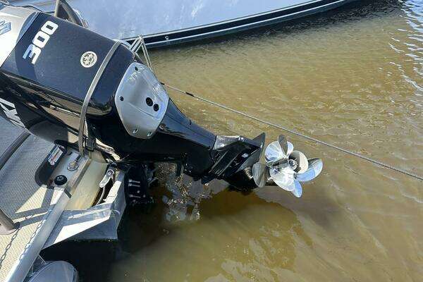 Photo of the 2023 Premier 250 INTRIGUE RL