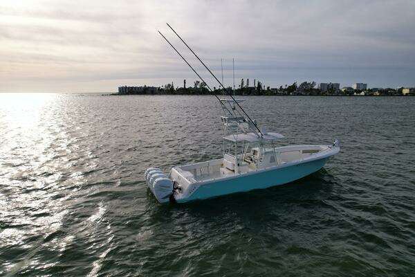 Photo of the 2013 SeaVee 390