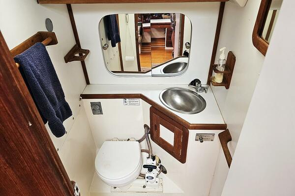 Sheegagh 42ft Catalina Yacht For Sale