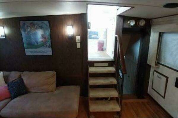 Photo of the 1976 Bertram Flybridge MY "Grace"