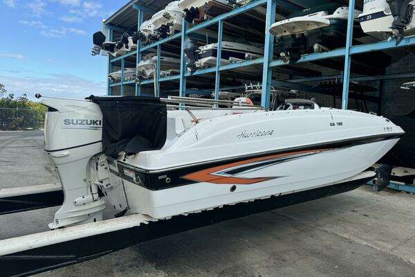 Photo of the 2021 Hurricane SunDeck Sport 188-OB