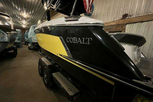 2021 Cobalt 28