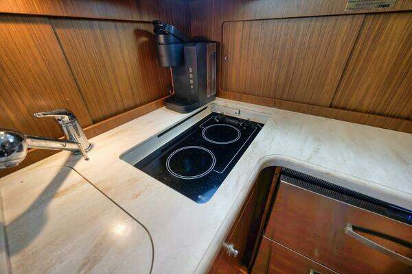 2015 Tiara Yachts 39