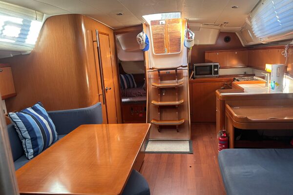 43ft Beneteau Yacht For Sale 43ft Beneteau Yacht For Sale