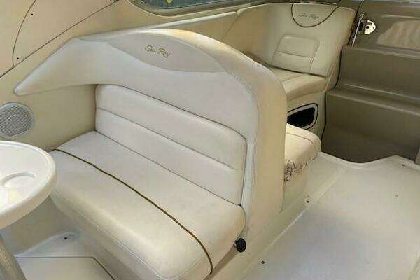 2001 Sea Ray 28
