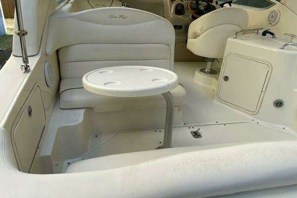 2001 Sea Ray 28