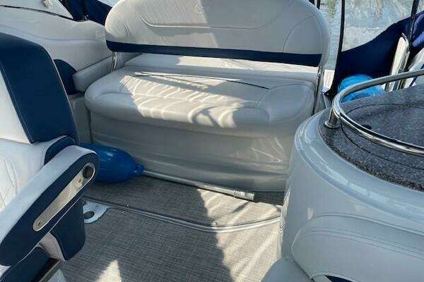 2023 Crownline 28