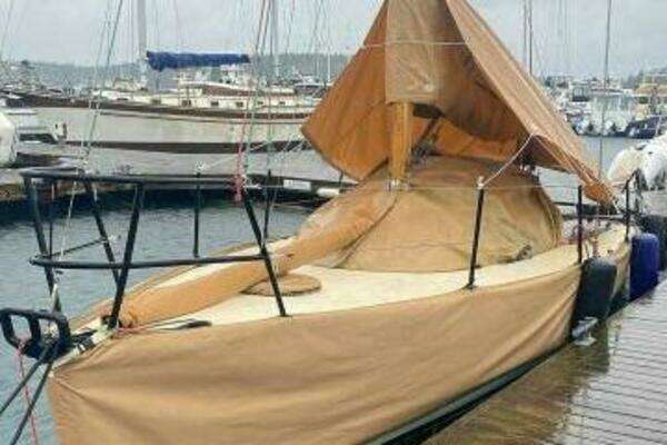 Photo of the 1997 Custom 30 Performance Sloop