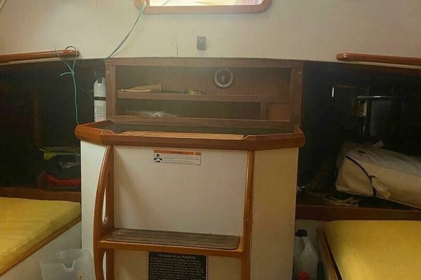 30ft Custom Yacht For Sale