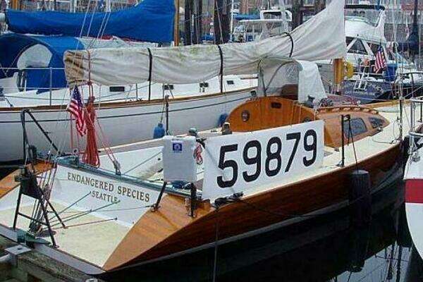 Photo of the 1997 Custom 30 Performance Sloop