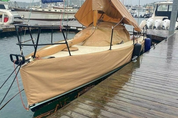 30ft Custom Yacht For Sale
