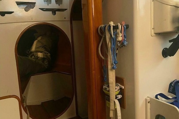 30ft Custom Yacht For Sale