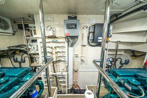 2006 Offshore Yachts 72