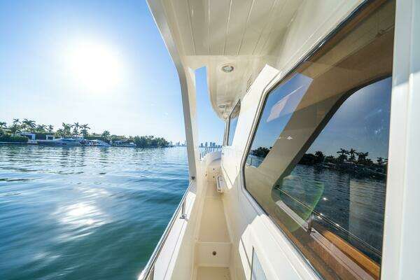2006 Offshore Yachts 72