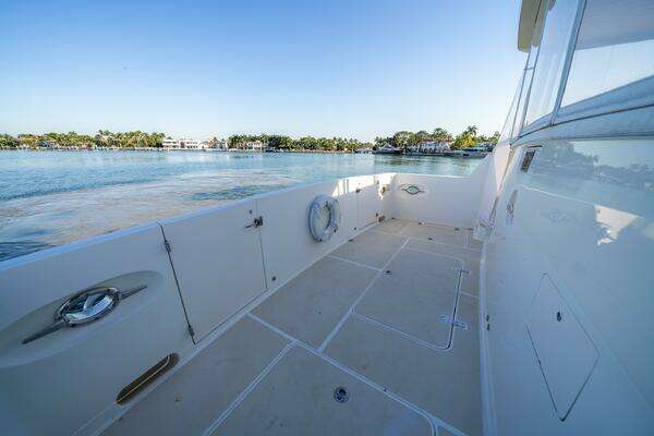 2006 Offshore Yachts 72