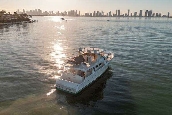 2006 Offshore Yachts 72