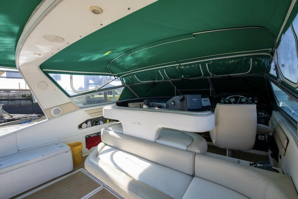 Calhoun s Saloon 42ft Sea Ray Yacht For Sale