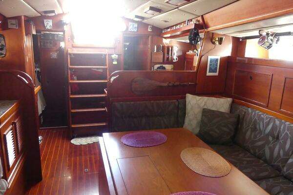 Photo of the 1984 Contest Conyplex - Contest