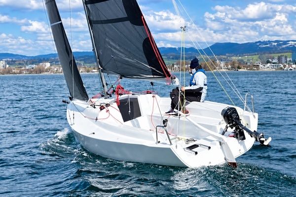23ft J Boats Yacht For Sale