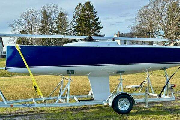 Introducing the NEW J 7 Daysailer 23ft J Boats Yacht For Sale