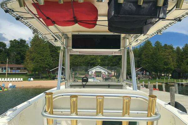 2005 Sea Fox 28
