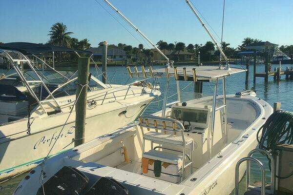 Photo of the 2005 Sea Fox 287 CC