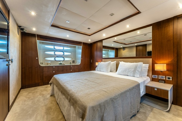 LADY F 78ft Numarine Yacht For Sale