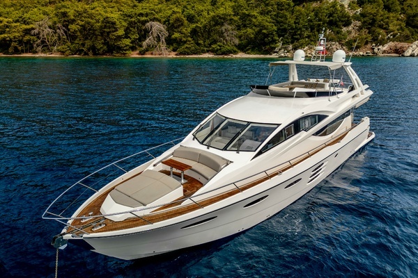 Photo of the 2012 Numarine  "LADY F"