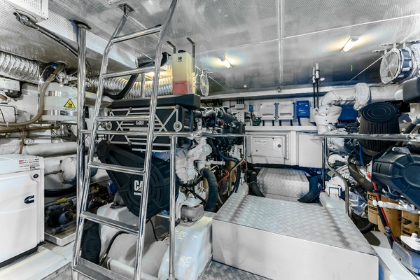 LADY F 78ft Numarine Yacht For Sale