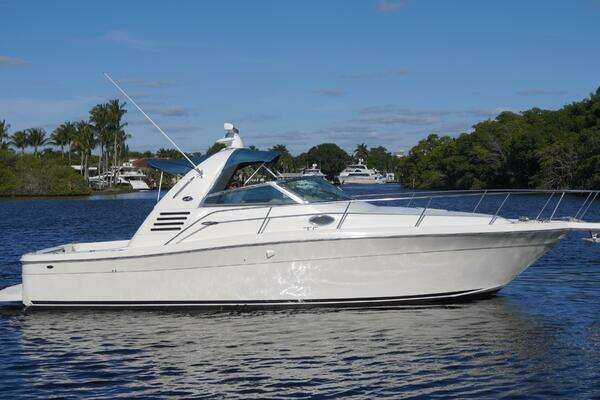 IN DEEP SHIP II 34ft Sea Ray Yacht For Sale