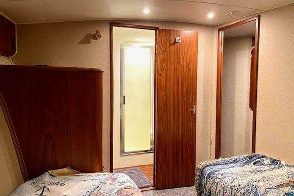 2000 Custom Carolina 56