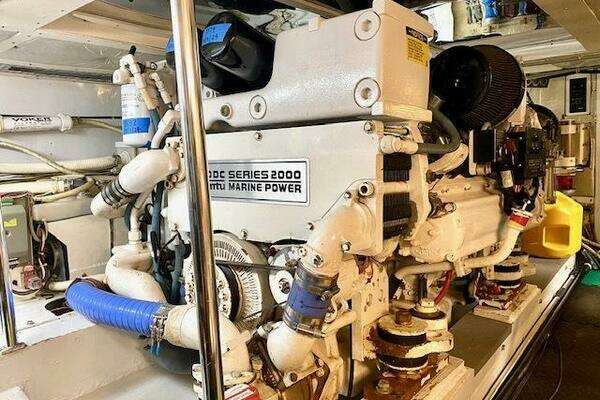 2000 Custom Carolina 56