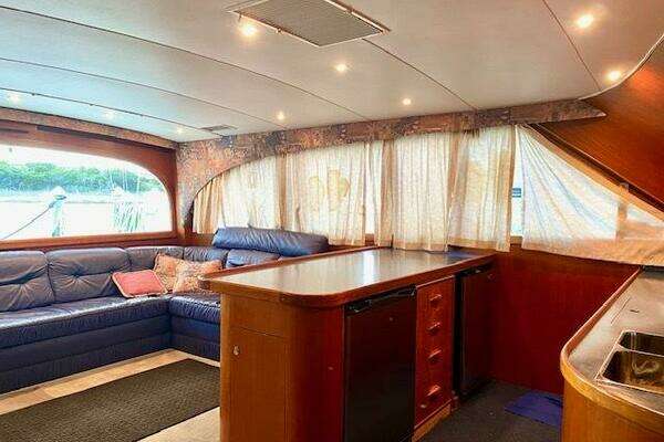 2000 Custom Carolina 56