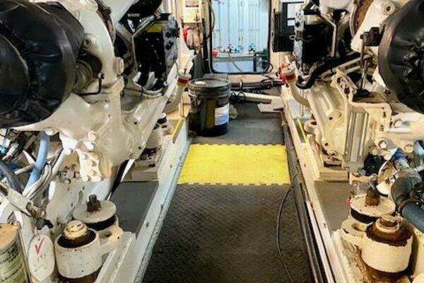 2000 Custom Carolina 56