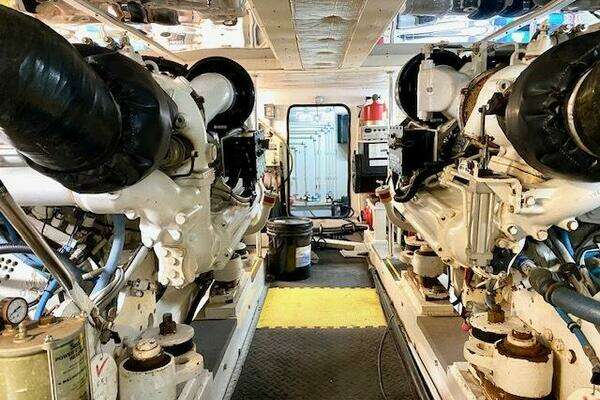 2000 Custom Carolina 56