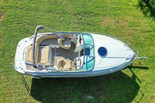 Photo of the 2015 Crownline 236 SC