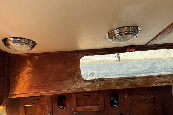 38ft Morgan Yacht For Sale