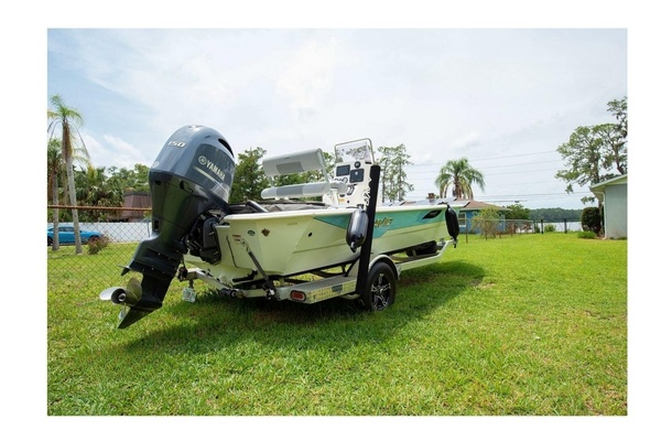 20ft Avid Yacht For Sale