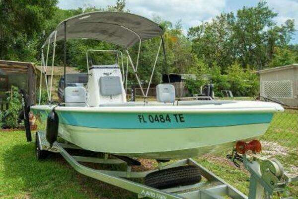 Photo of the 2022 Avid Fusion 21