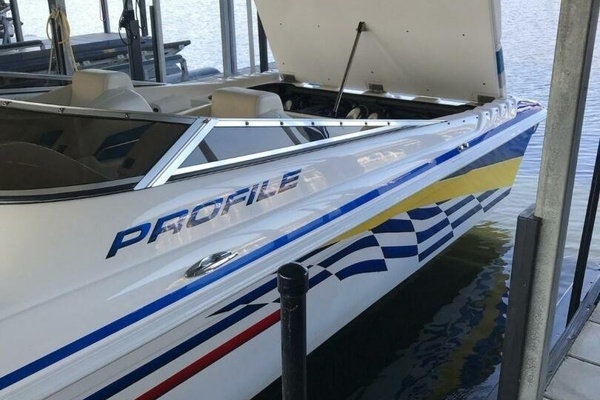 33ft Profile Yacht For Sale