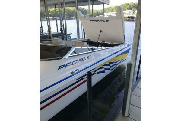 33ft Profile Yacht For Sale