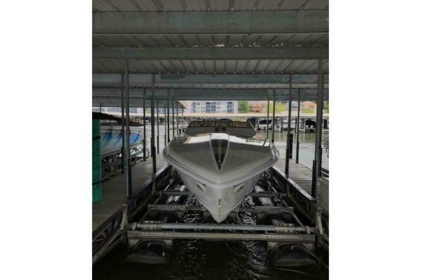 33ft Profile Yacht For Sale