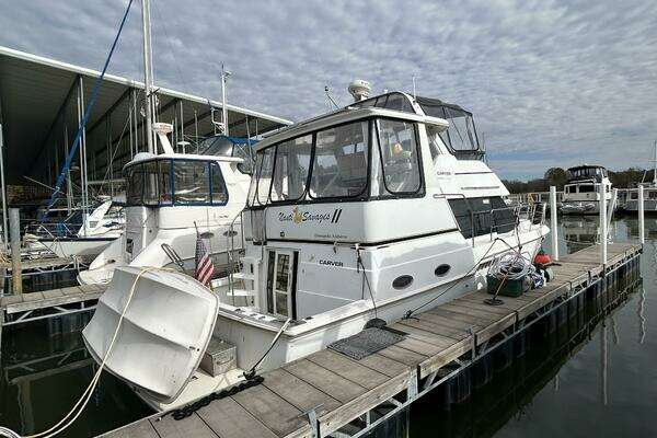 Photo of the 1999 Carver 40 Cockpit "Nauti Savages II"