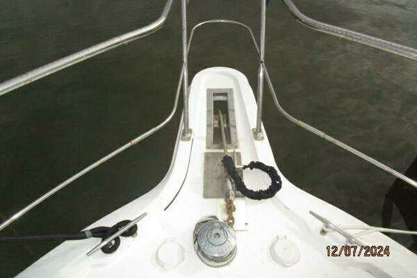Photo of the 1999 Carver 40 Cockpit "Nauti Savages II"
