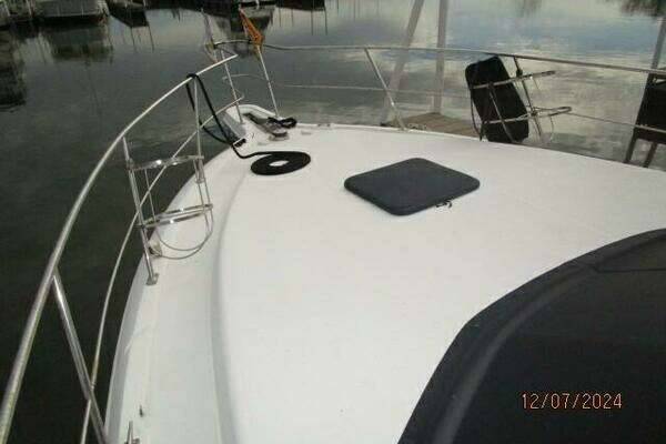 Photo of the 1999 Carver 40 Cockpit "Nauti Savages II"