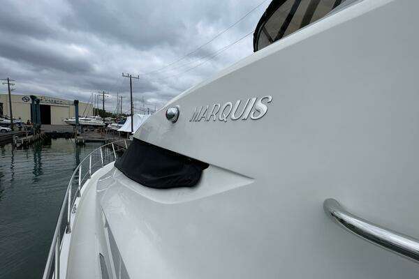 2007 Marquis 55
