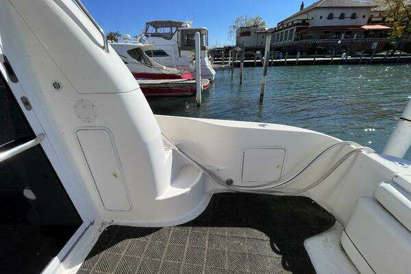 Photo of the 1998 Sea Ray 480 Sedan Bridge "MAX SEA"