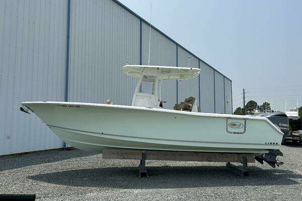 2016 Sea Hunt 27